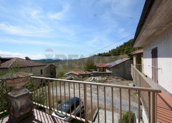 Balcone - Semi-detached house Borgata Barbei
 
4, Camerana - photo 77