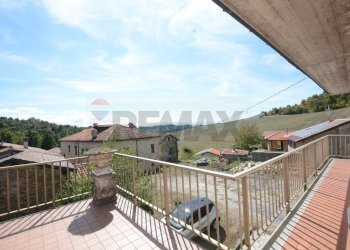 Balcone - Semi-detached house Borgata Barbei
 
4, Camerana - photo 78