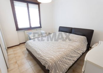 Camera / camera da letto - Quadrilocale Via Brianti
 
45, Fontanellato - foto 18