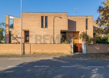 Casa all\'aperto - Villa Via Alessandro Minuziano
 
15, Parma - foto 1