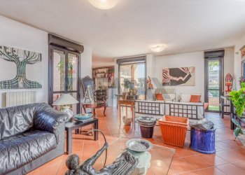 Soggiorno - Villa Via Alessandro Minuziano
 
15, Parma - foto 18