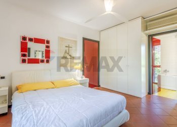 Camera / camera da letto - Villa Via Alessandro Minuziano
 
15, Parma - foto 32