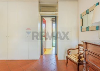 Camera / camera da letto - Villa Via Alessandro Minuziano
 
15, Parma - foto 33