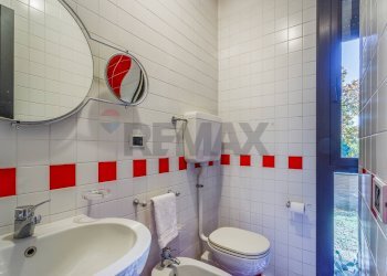 Bagno - Villa Via Alessandro Minuziano
 
15, Parma - foto 41
