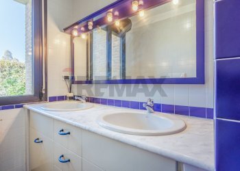 Bagno - Villa Via Alessandro Minuziano
 
15, Parma - foto 45