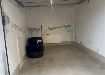 Foto 1 - Box viale indipendenza
 
48, Canelli - foto 1