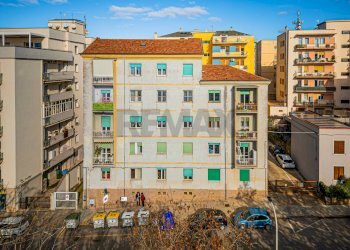 Edificio all\'aperto - Appartamento Via Luna e Sole
 
10, Sassari - foto 2