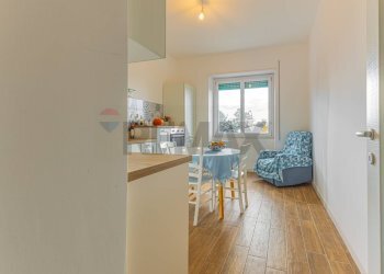 Sala da pranzo - Appartamento Via Luna e Sole
 
10, Sassari - foto 7