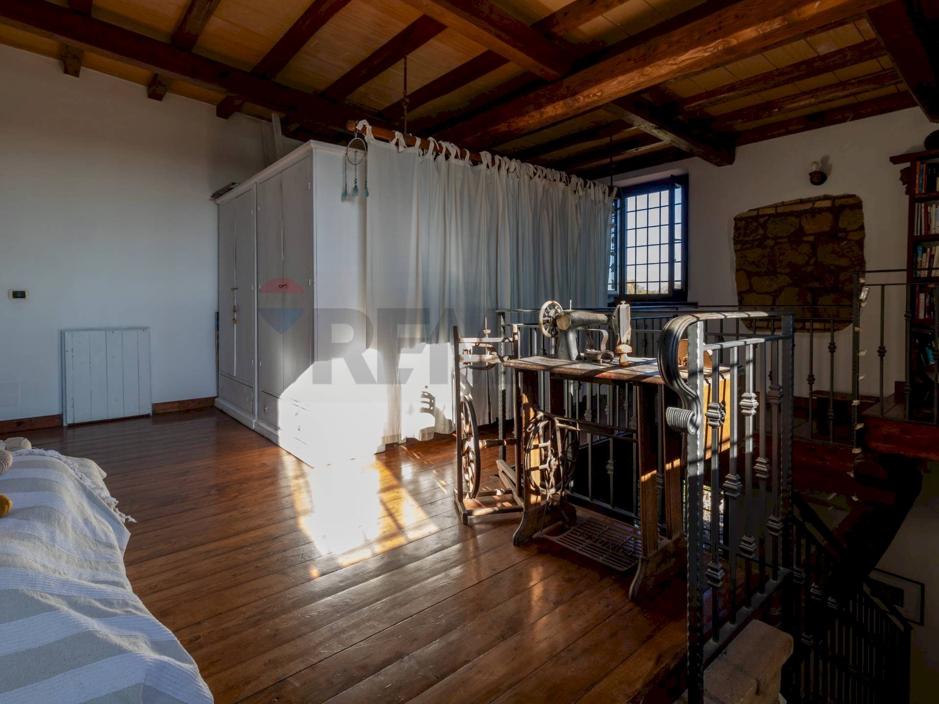 Sala da pranzo - Villa via delle Scalette
 
16, Ardea - foto 2