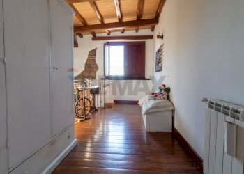 Hall / corridoio - Villa via delle Scalette
 
16, Ardea - foto 5