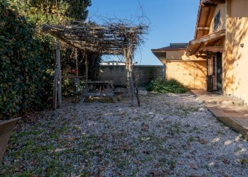 Giardino - Villa via delle Scalette
 
16, Ardea - foto 46