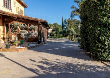 Edificio all\'aperto - Villa via delle Scalette
 
16, Ardea - foto 49