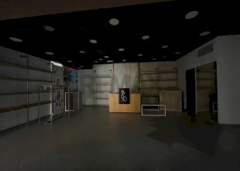 Ricezione / Lobby - Negozio Viale Michelangelo
 
snc, Volla - foto 17