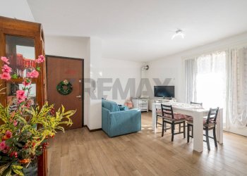 Sala da pranzo - Trilocale via Degli Alpini
 
2, Vetto - foto 4