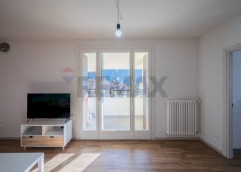 Soggiorno - Trilocale Via Degli Alpini
 
2, Vetto - foto 7