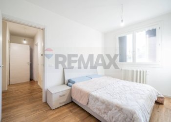 Camera / camera da letto - Trilocale Via Degli Alpini
 
2, Vetto - foto 15