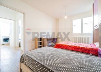 Camera / camera da letto - Trilocale Via Degli Alpini
 
2, Vetto - foto 23