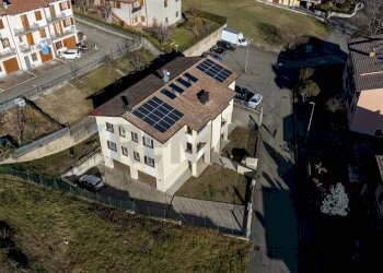 Edificio all\'aperto - Trilocale Via Degli Alpini
 
2, Vetto - foto 21