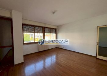 prima camera matrimoniale - Apartment viale roma, Massa - photo 18