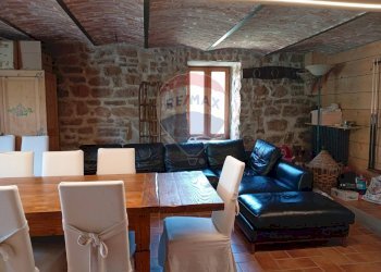 Sala da pranzo - Villa Contrada Scodanibbio, San Pietro Avellana - foto 48