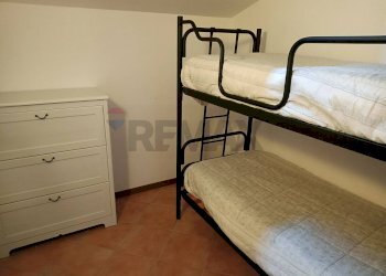 Camera / camera da letto - Trilocale Via Fonte dei Cementi
 
snc, Opi - foto 30