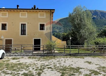 Casa all\'aperto - Trilocale Via Fonte dei Cementi
 
snc, Opi - foto 37