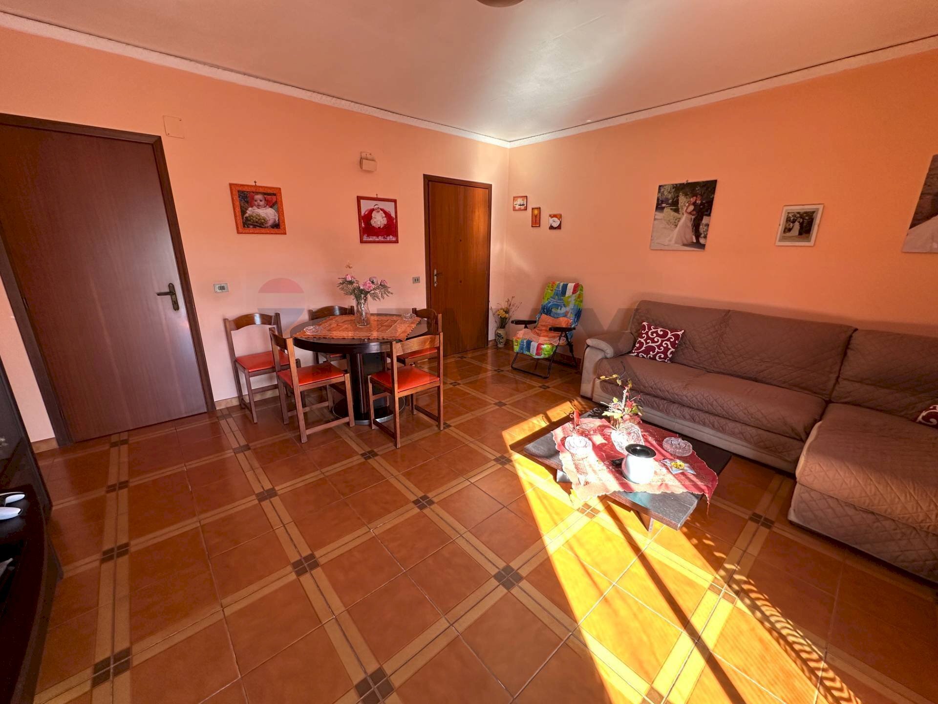 Sala da pranzo - Quadrilocale Via Galletti
 
257/D, Palermo - foto 2