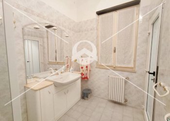 Foto 21 - Trilocale Via Garibaldi
 
5, Loano - foto 21