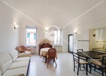 Foto 1 - Trilocale Via Garibaldi
 
5, Loano - foto 1