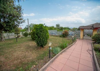 Foto 2 - Villa Via Del Padre
 
56, Leini - foto 2