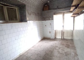 Foto 17 - Rustico via Giulio Perrone
 
23, Castel Morrone - foto 17