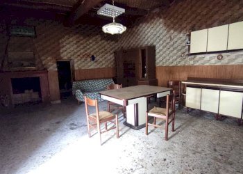 Foto 35 - Rustico via Giulio Perrone
 
23, Castel Morrone - foto 35