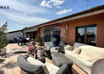 Terrazza - Attic Vellezzo Bellini - photo 23