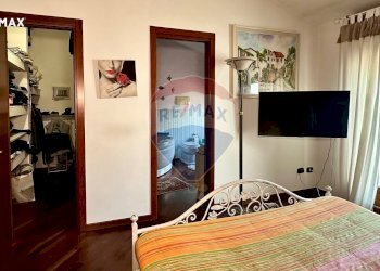 Camera / camera da letto - Attic Vellezzo Bellini - photo 56