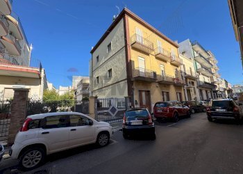 Edificio all\'aperto - Quadrilocale Via Giovanni Casalino
 
50, Triggiano - foto 2