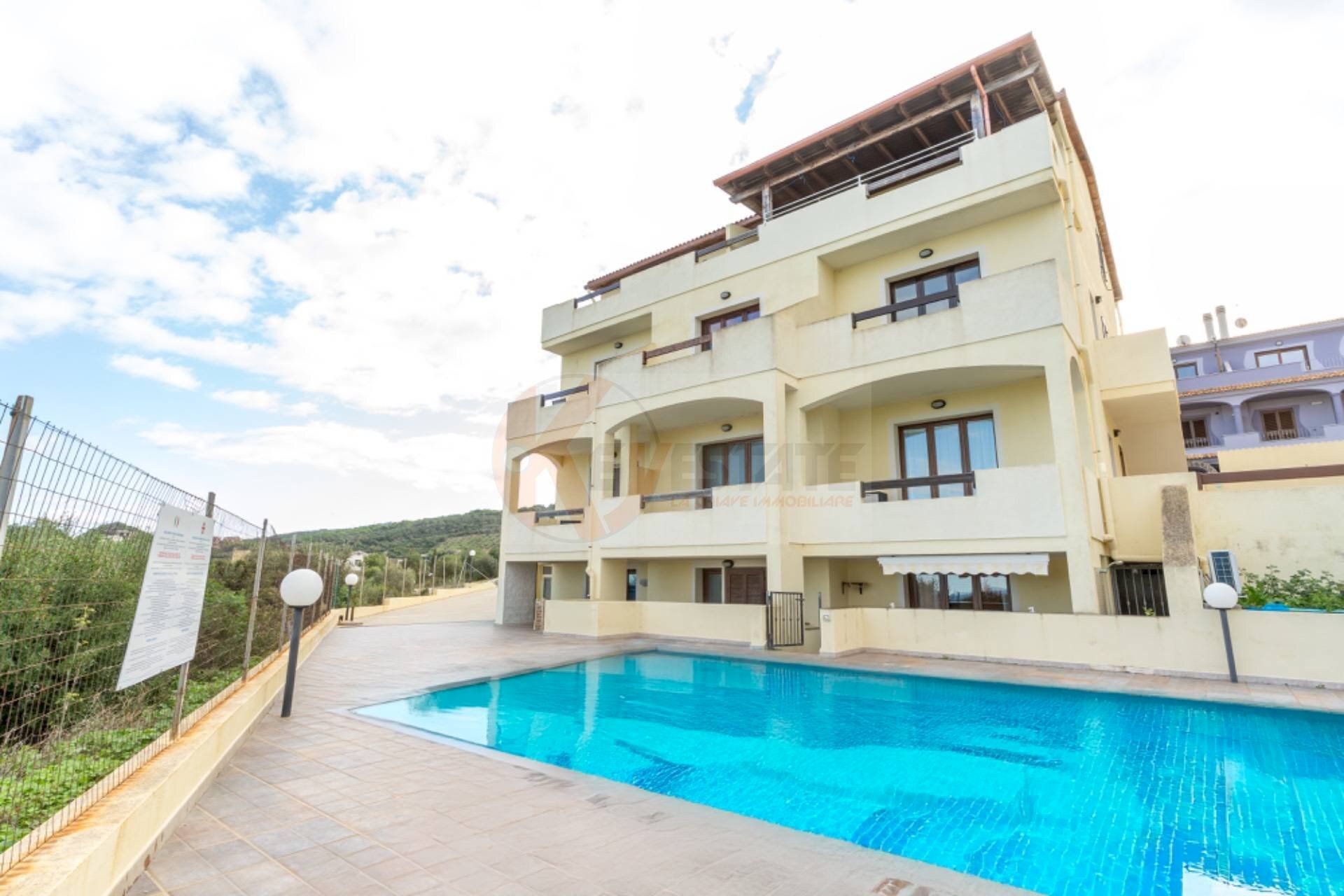 Foto 1 - Trilocale via Alfonso D'aragona
 
15, Castelsardo - foto 1