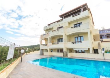 Foto 1 - Trilocale via Alfonso D'aragona
 
15, Castelsardo - foto 1