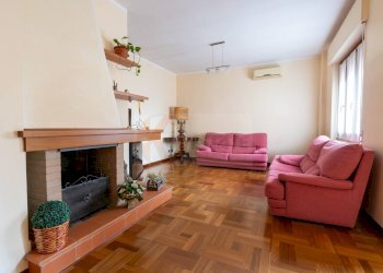 Foto 1 - Quadrilocale via Medardo Riccio
 
1, Sassari - foto 1