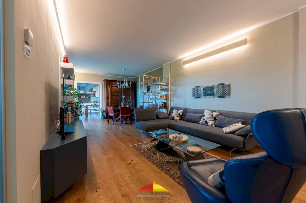 Salone - Appartamento via Bagni, 1, Saluzzo - foto 3