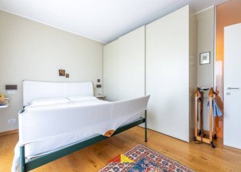 Camera da letto - Appartamento via Bagni, 1, Saluzzo - foto 17