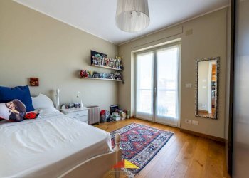 Camera da letto - Appartamento via Bagni, 1, Saluzzo - foto 18