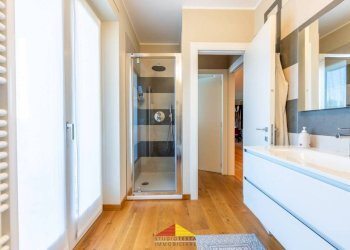 Bagno - Appartamento via Bagni, 1, Saluzzo - foto 22