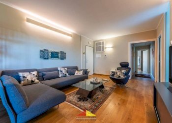 Salone - Appartamento via Bagni, 1, Saluzzo - foto 26