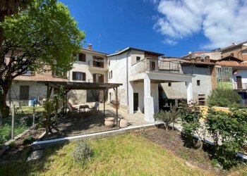 Giardino - Rustico via Angelo Brofferio, 3, Mombercelli - foto 2