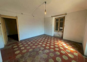 Stanza non arredata - Villa strada Provinciale per Pozzolo Formigaro, Tortona - foto 11