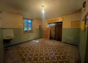 Stanza non arredata - Villa strada Provinciale per Pozzolo Formigaro, Tortona - photo 12