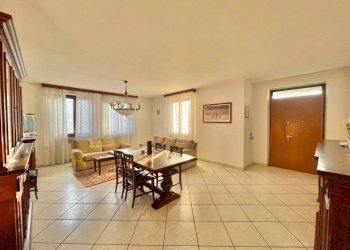 Salone - Villa via Roma, Brignano-Frascata - foto 4