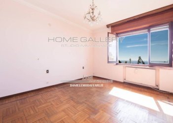 Camera da letto - Villa via Domenico Chiodo, 13, Genova (zona Castelletto) - foto 8