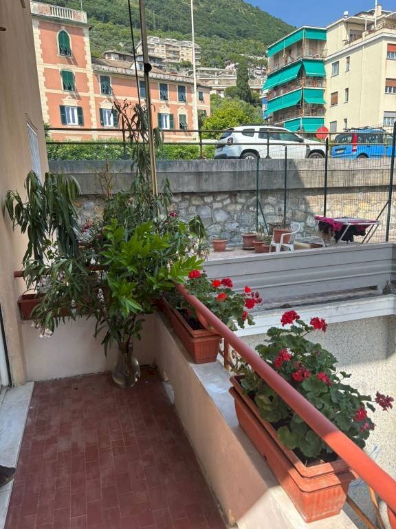 Balcone - Quadrilocale via Antica Romana di Quinto, Genova (zona Quarto) - foto 1