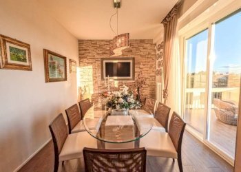 Salone - Attico viale Ponte dell'Ammiraglio, Genova (zona Quarto) - foto 7